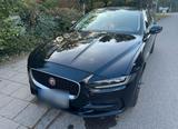 Jaguar XE P250 SE (12.2019) Schwarz - Jaguar: 12