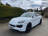 Porsche Cayenne Platinum Edition GTS Paket Approved - Porsche Cayenne: Platinum Edition