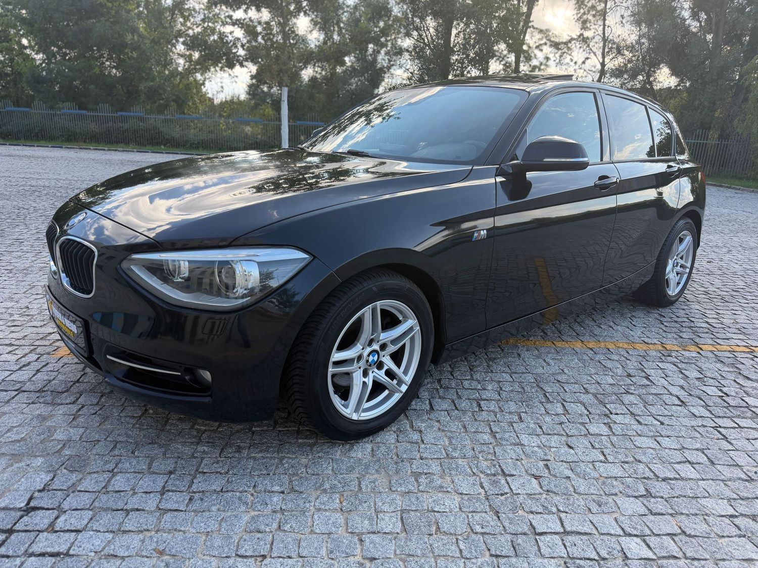 BMW 120 - 1