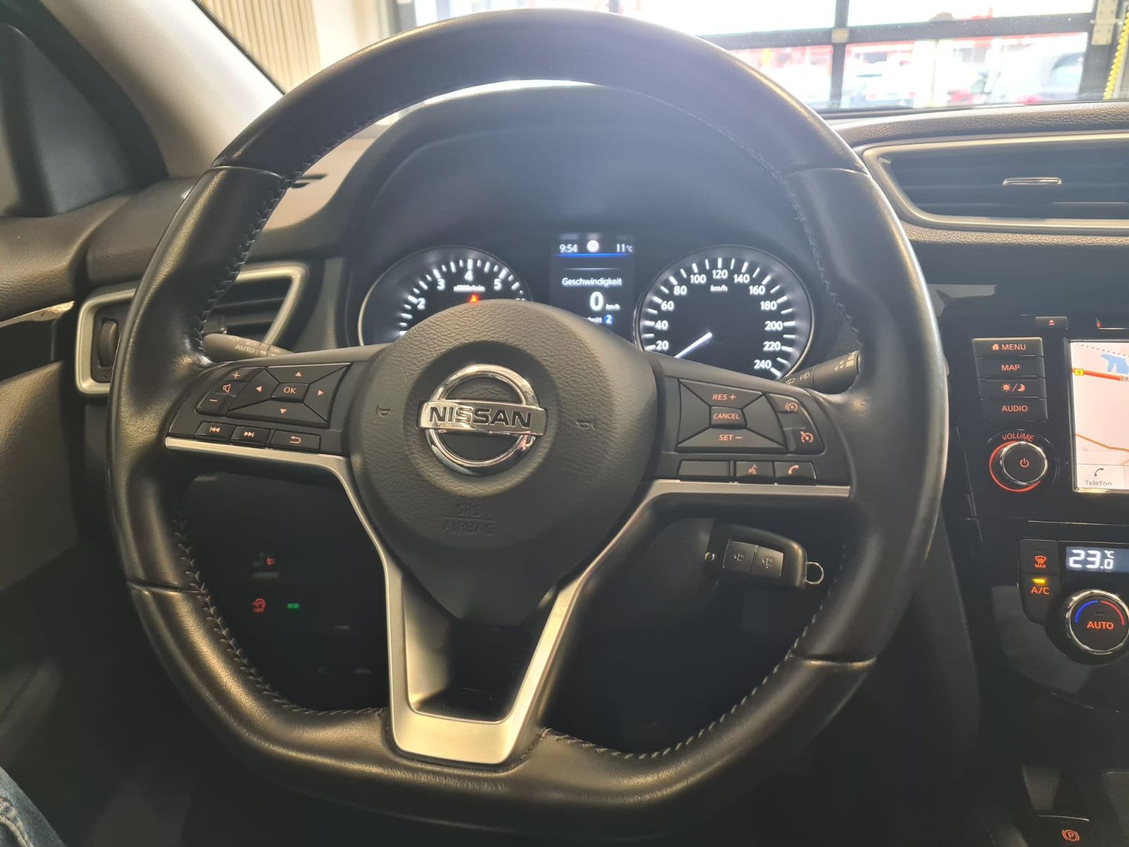 Fahrzeugabbildung Nissan Qashqai Acenta / KAMERA / SCHECKHEFT