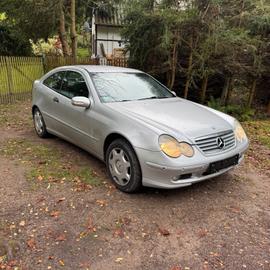 2001 Mercedes-BENZ C 180 照片 2