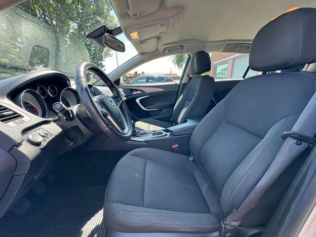 Opel Insignia 2012 — photo 11