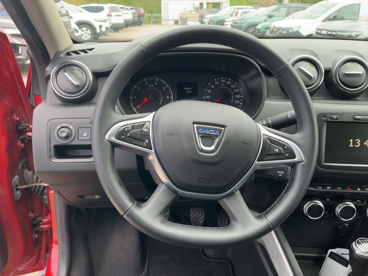 Fahrzeugabbildung Dacia Duster Prestige TCe 150 4WD Kamera SHZ