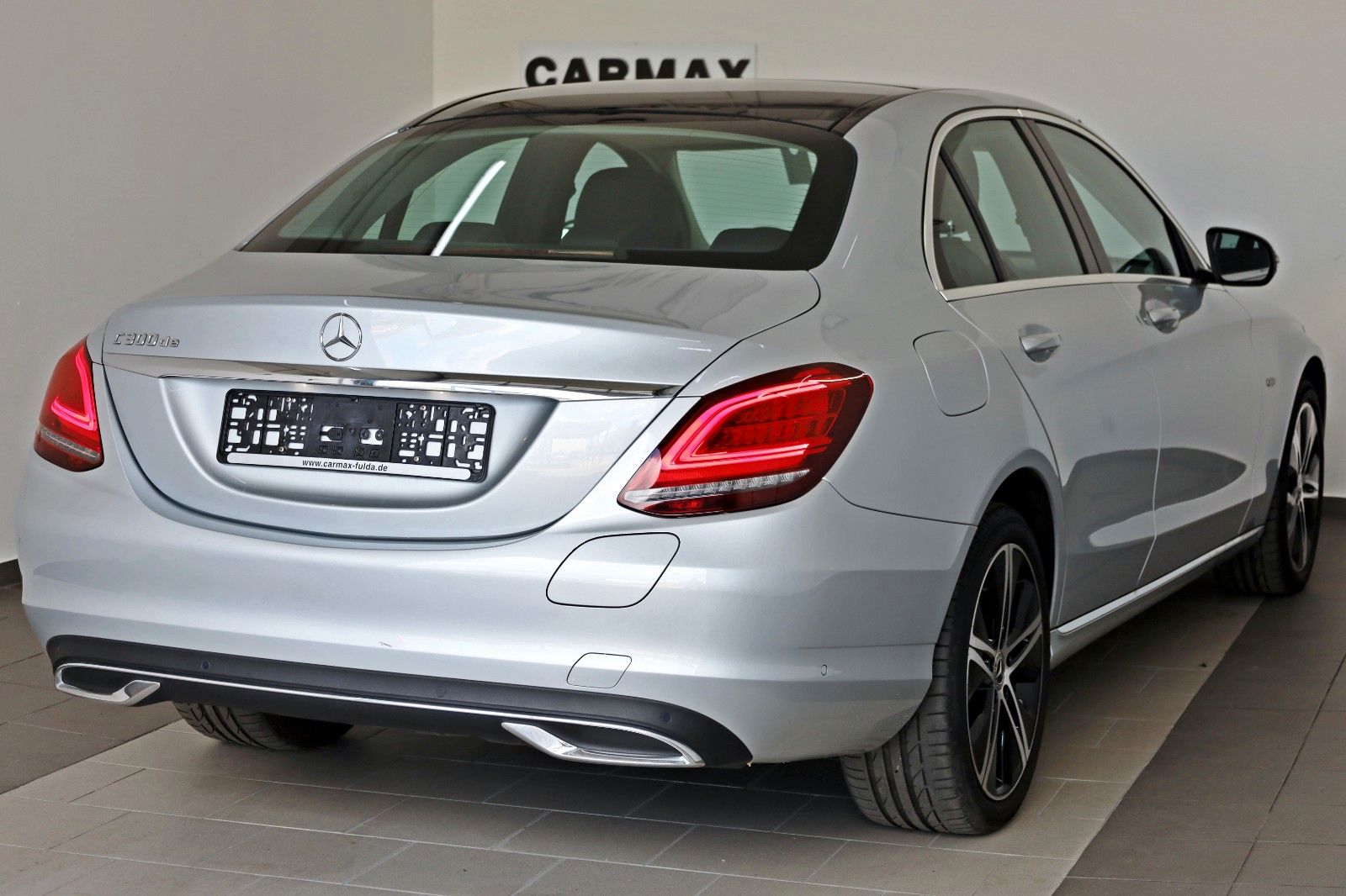 Fahrzeugabbildung Mercedes-Benz C 300 de Lim. Avantgarde Leder,Navi,LED,Panorama