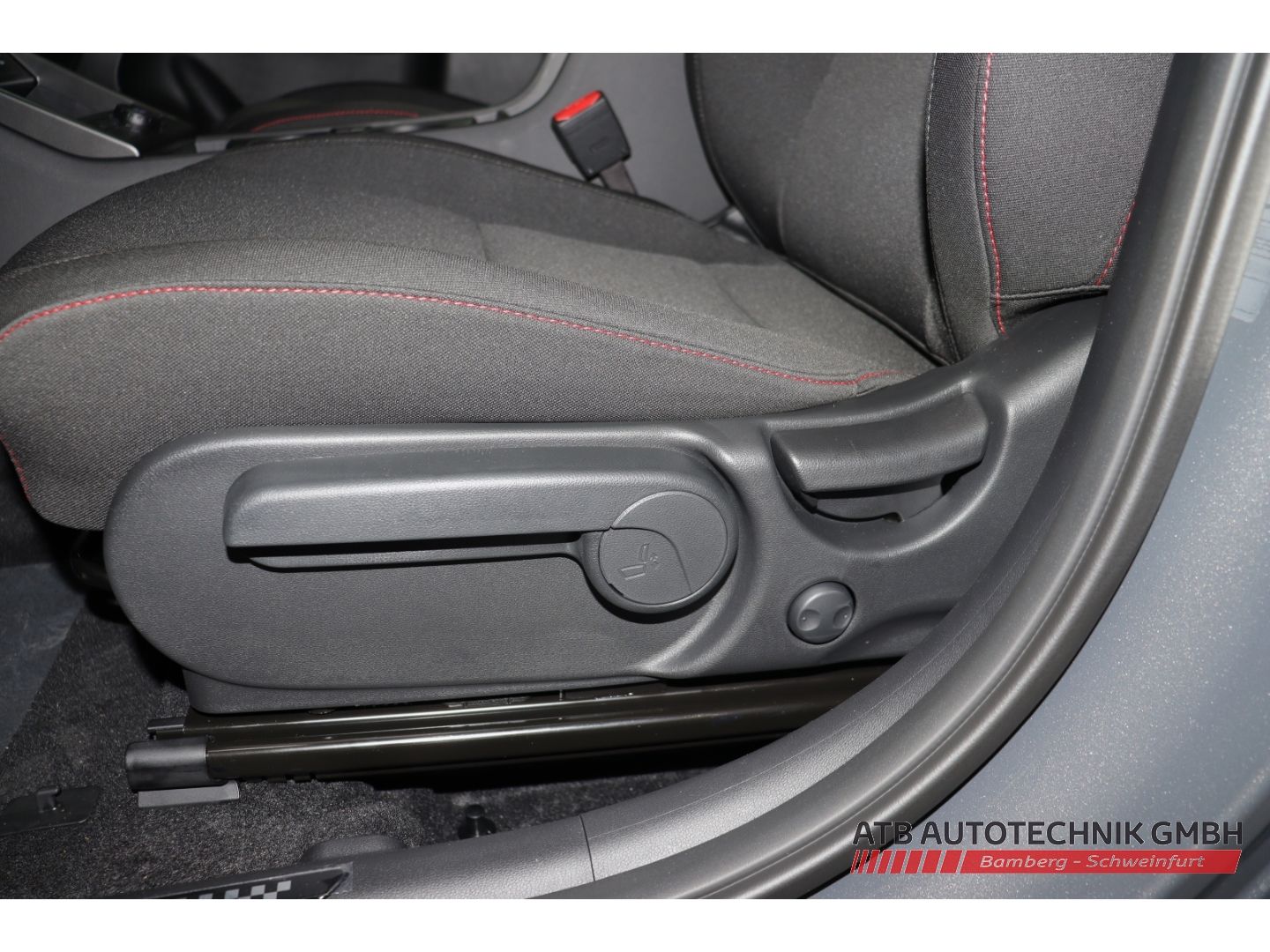 Fahrzeugabbildung Hyundai KONA MY26 N-Line Hybrid 1.6 GDI 138 PS DCT 2WD