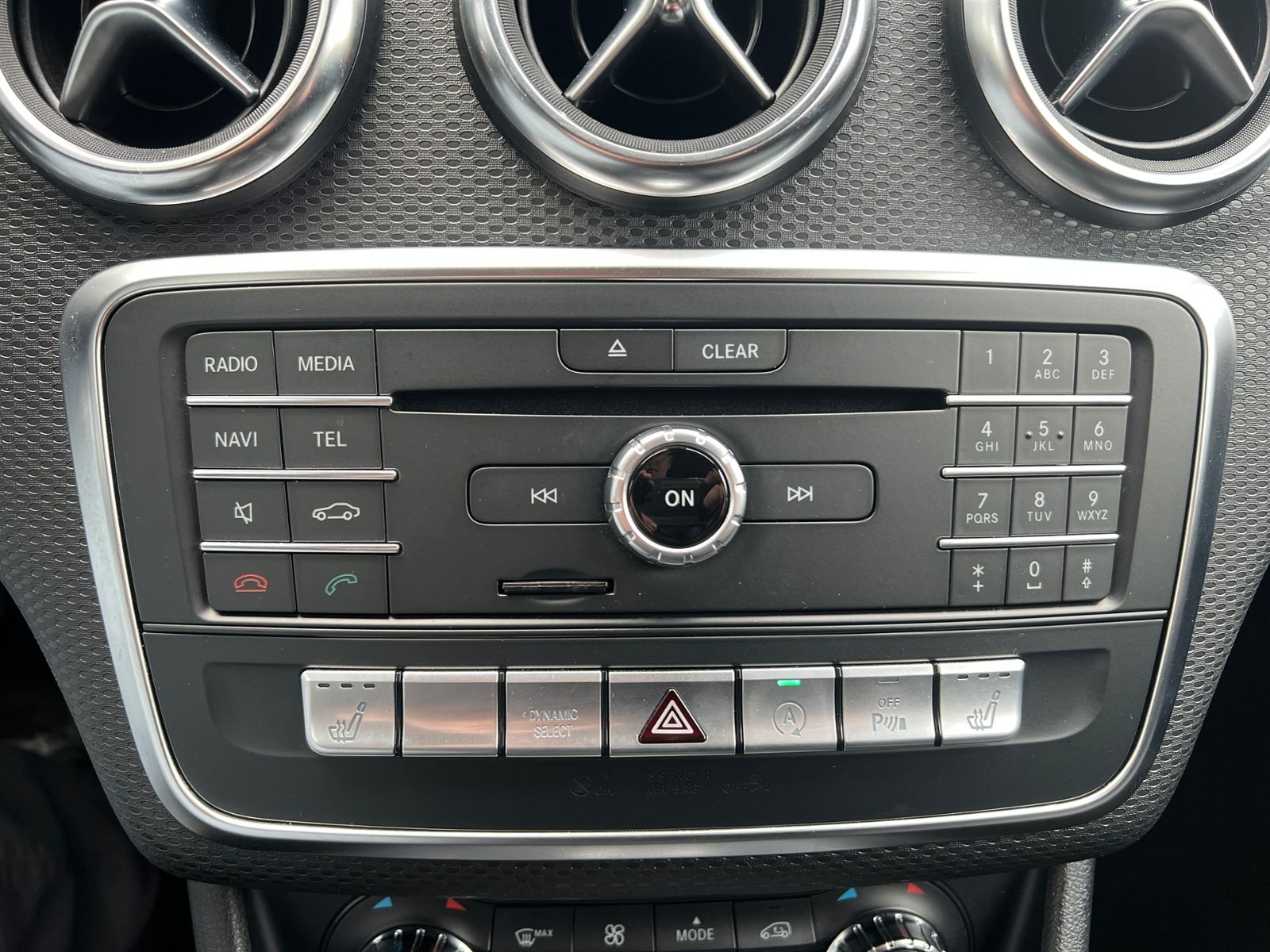 Fahrzeugabbildung Mercedes-Benz A Klasse 180 CDI Style *18"LM-Felge AMG, LED, PD