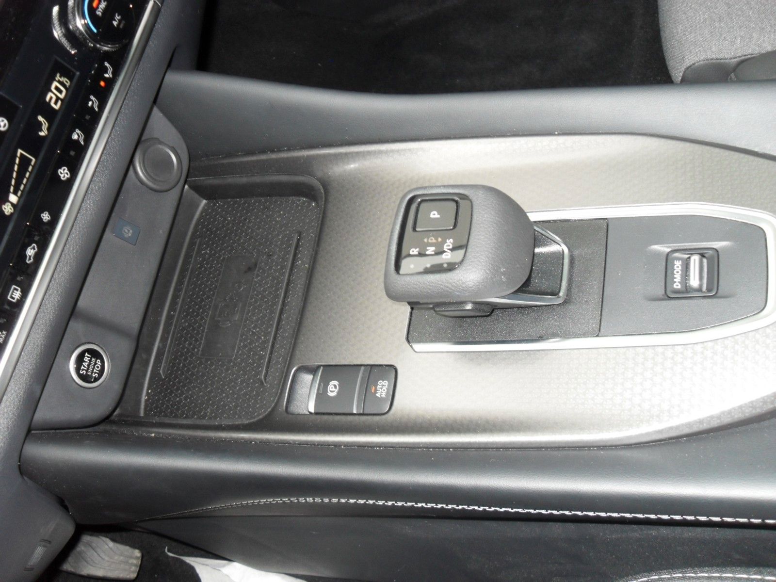 Fahrzeugabbildung Nissan Qashqai N-Connecta