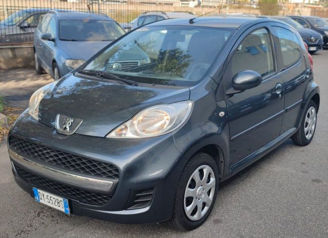 Peugeot 107 1.0 68CV 5p. Sweet Years - ADATTA A 