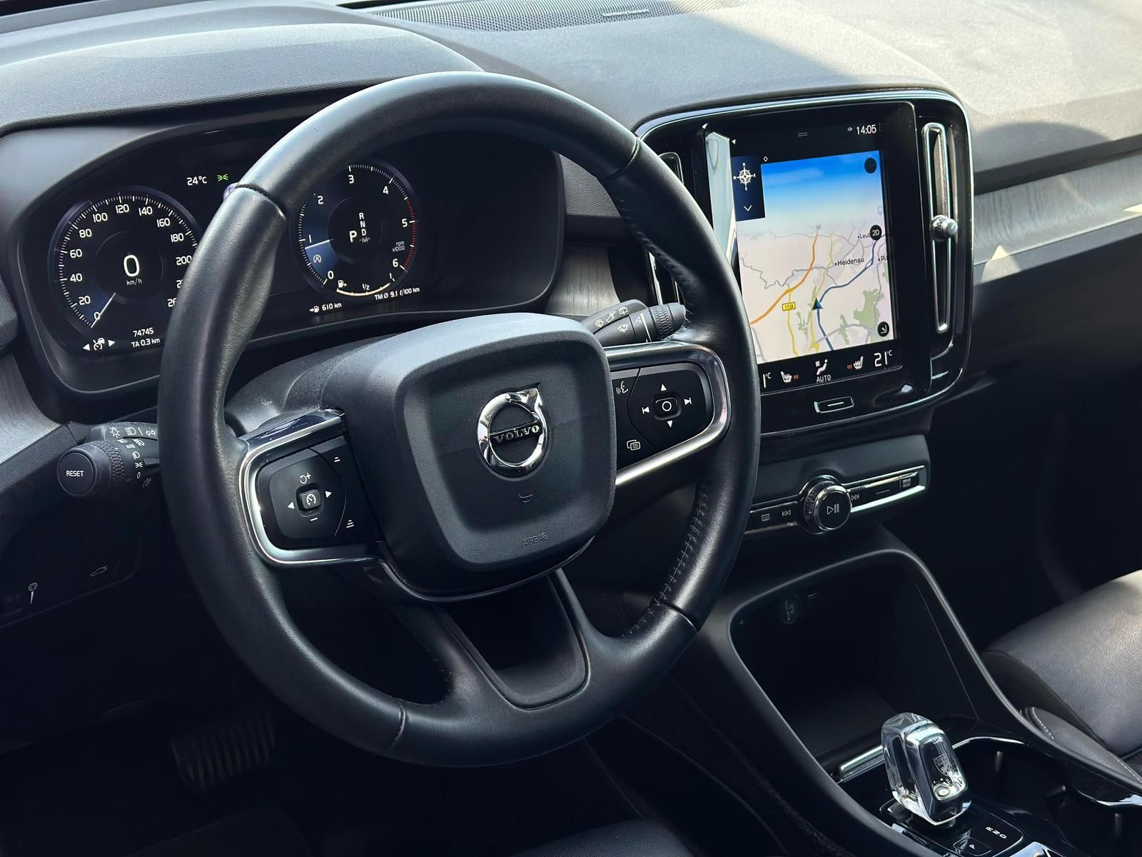 VOLVO XC40 2.0 D4 INSCRIPTION AWD LED#ACC#NAV#LH#VIRTU - Image 25