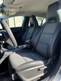 Mercedes CLA 200 Shooting Brake - 12