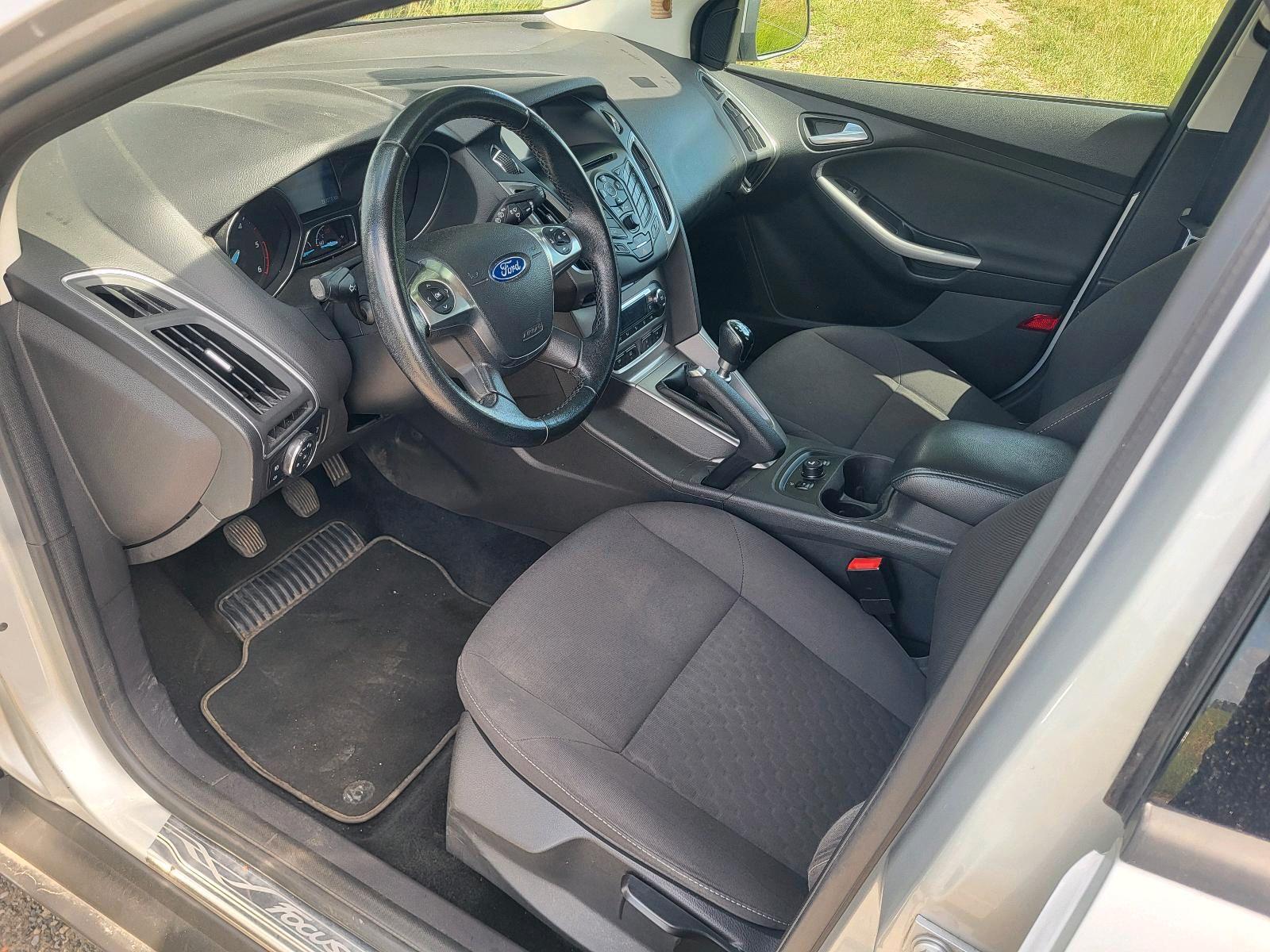 Ford Focus 2014 — photo 6