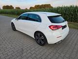 Mercedes-Benz A 200 Progressive LED Leder Kamera Alu 17 MBUX - Mercedes-Benz: Allradantrieb