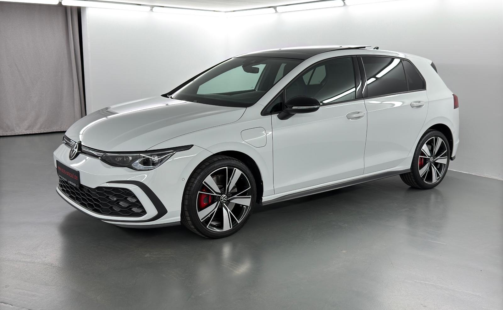 Volkswagen Golf VIII GTE eHybrid Pano Kamera IQ-Light ACC