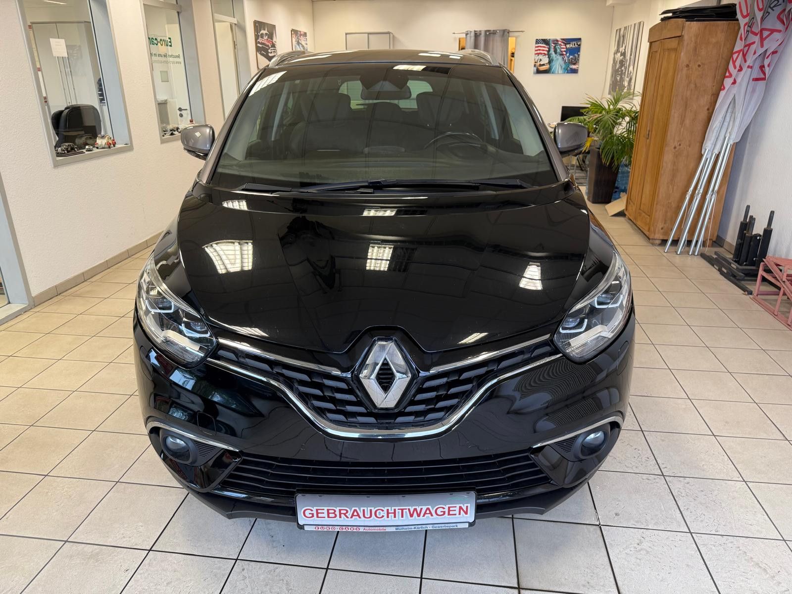 Fahrzeugabbildung Renault Scenic ENERGY dCi 160 EDC Bose Edition/ 7.SITZER