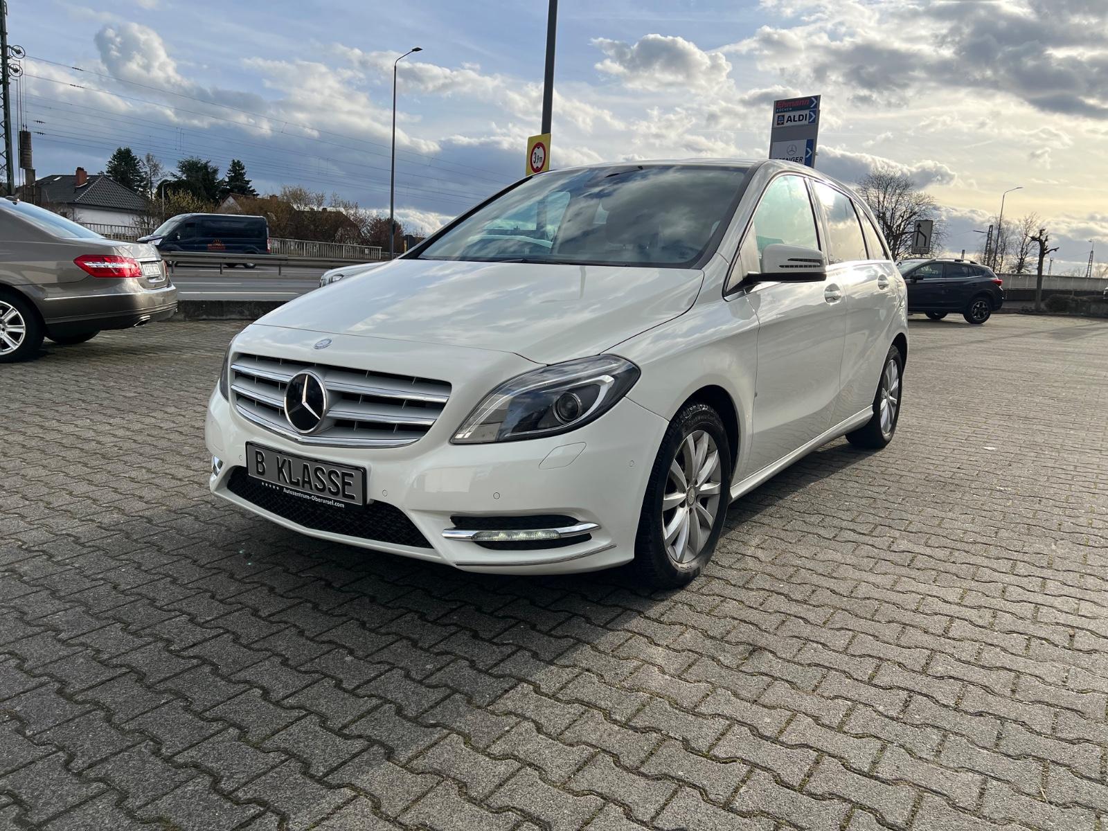 Mercedes-Benz B 200 CDI*COMAND*Spur*Distronic*Kamera*AHK