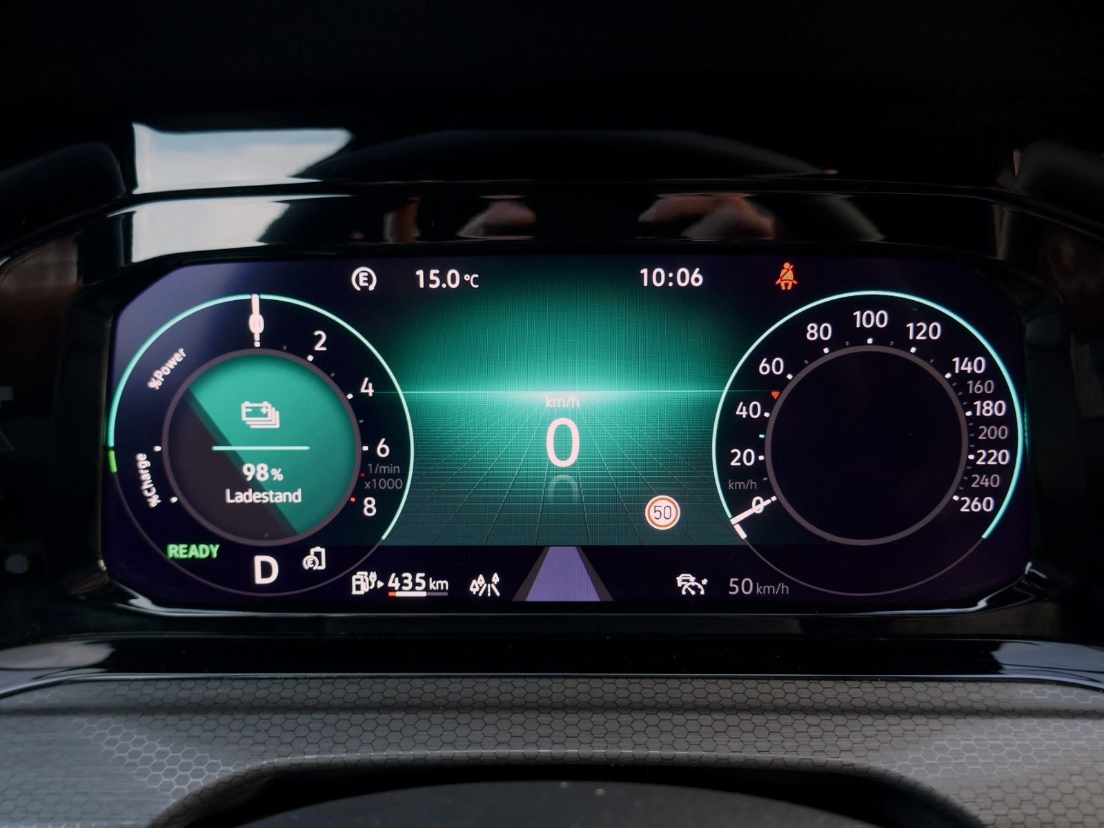 Fahrzeugabbildung Volkswagen Golf GTE 1.4 TSI eHybrid DSG | LED AHK RFK ACC