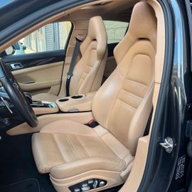 Porsche Panamera - 10