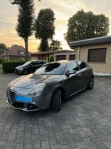 Alfa Romeo Giulietta Diesel 2.0 170 PS - Alfa Romeo Giulietta: Coupe