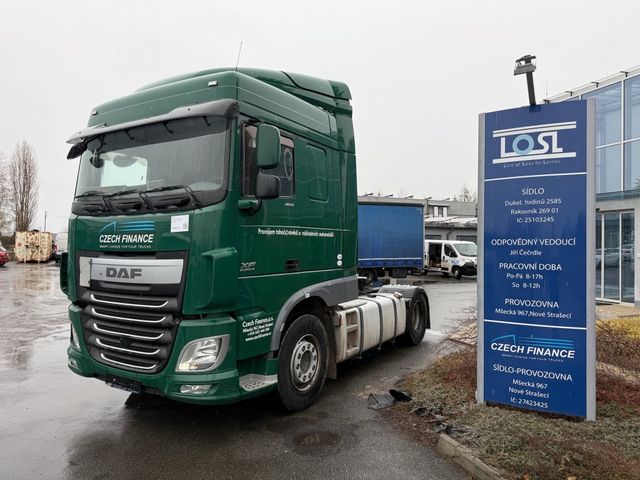 DAF XF460 Spacecab Hydraulics