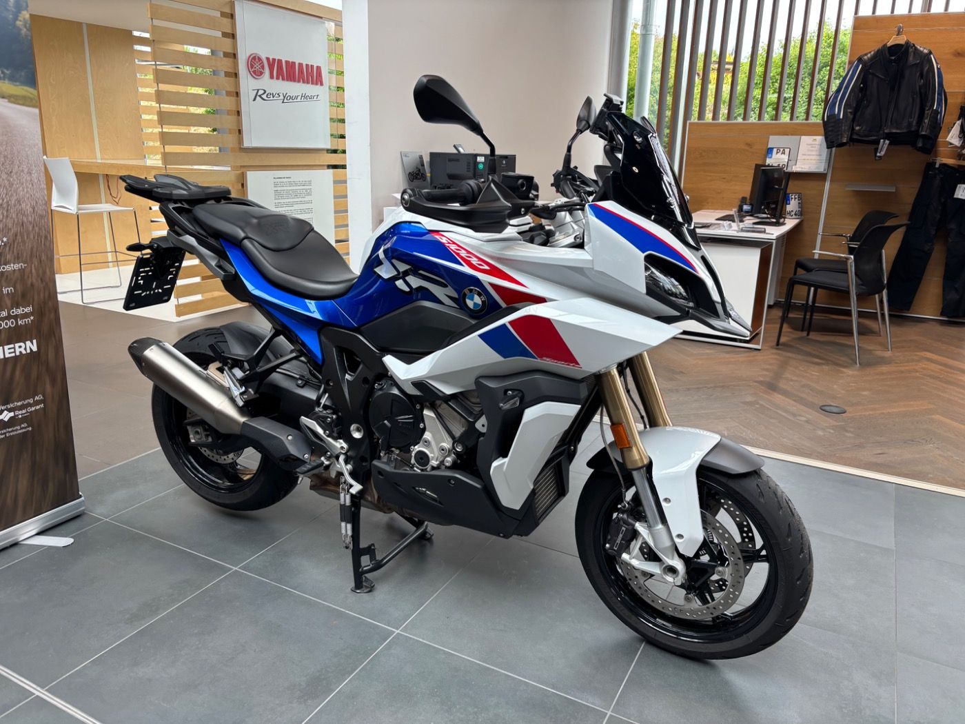 Fahrzeugabbildung BMW S 1000 XR Style Sport Touring u. Dynamikpaket
