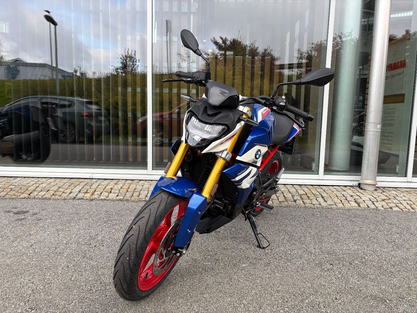 Fahrzeugabbildung BMW G 310 R Style Sport mehr Farben lagernd