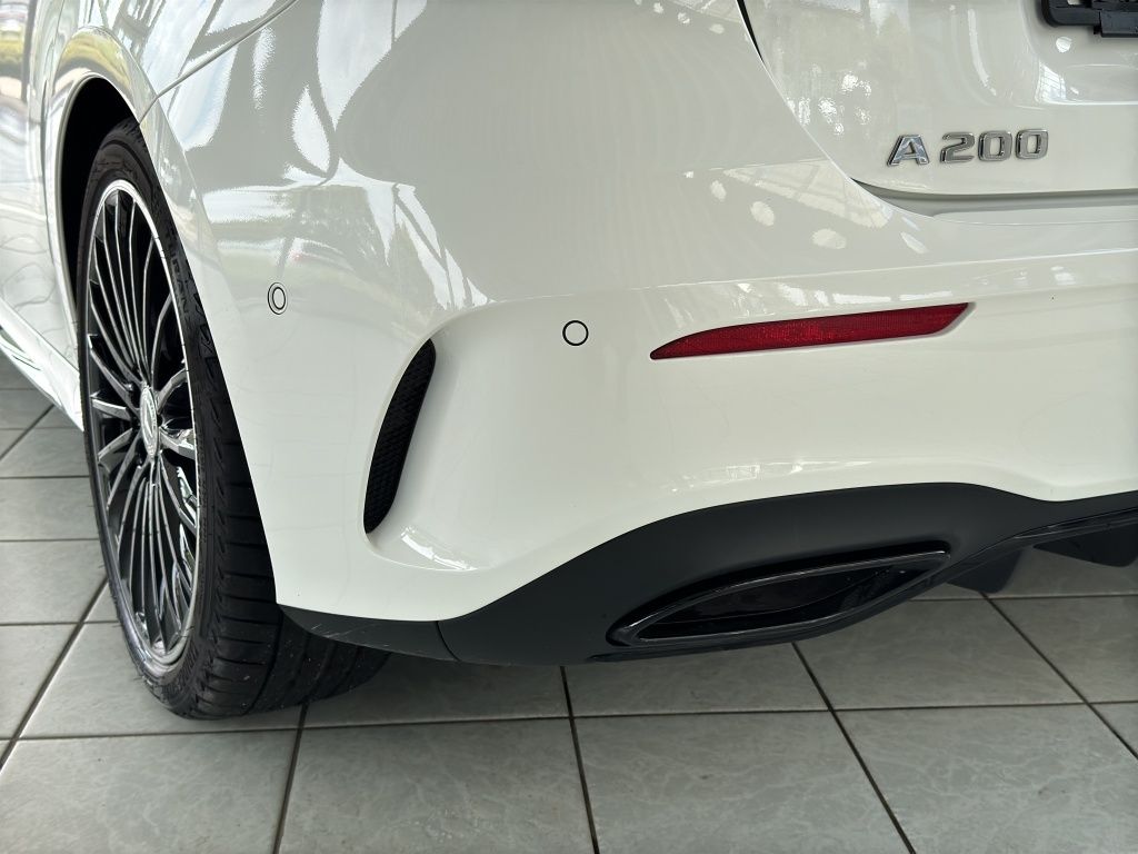 Fahrzeugabbildung Mercedes-Benz A 200 AMG Line AMG*Night*Navi*PDC*ParkAss*RFK