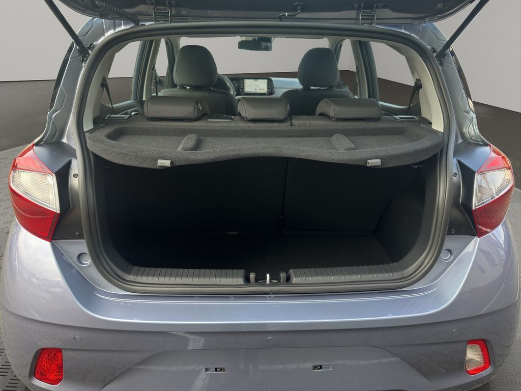 Hyundai i10 1.0 AUTOMATIK TREND + NAVIGATION