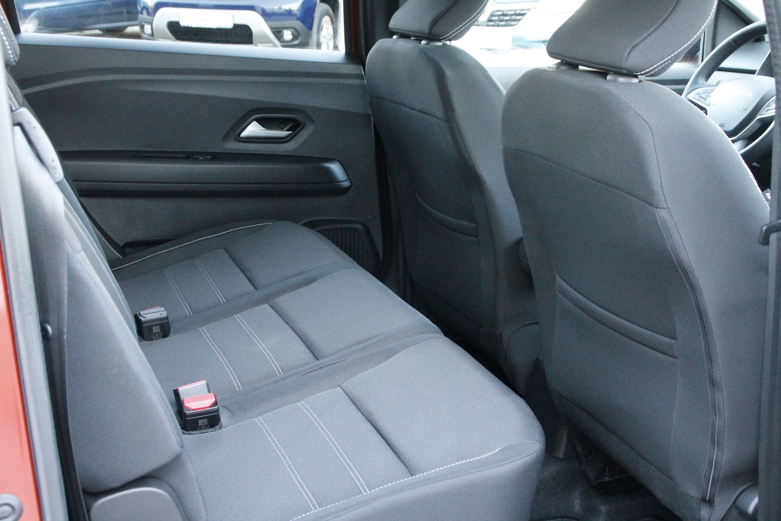 Fahrzeugabbildung Dacia Jogger Expression TCe 110