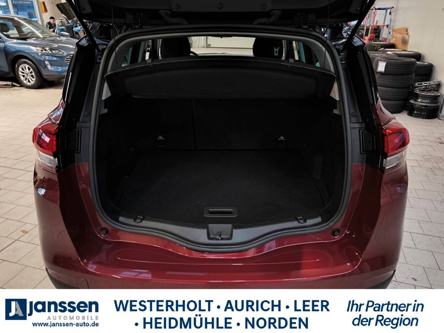 Fahrzeugabbildung Renault SCENIC LIMITED Deluxe TCe 140 GPF