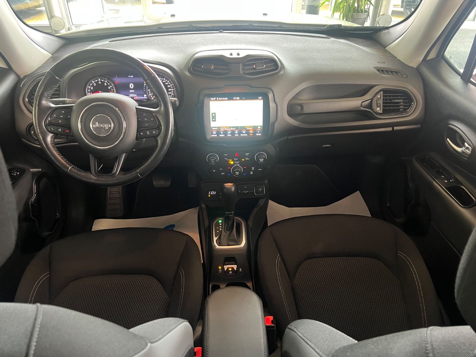 Fahrzeugabbildung Jeep Renegade Limited 4WD * AUTOMATIK *KAMERA*