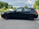 BMW 118 d Advantage*NAVI*SHZ*PDC*GARANTIE - BMW 118: Schwarz, 118d