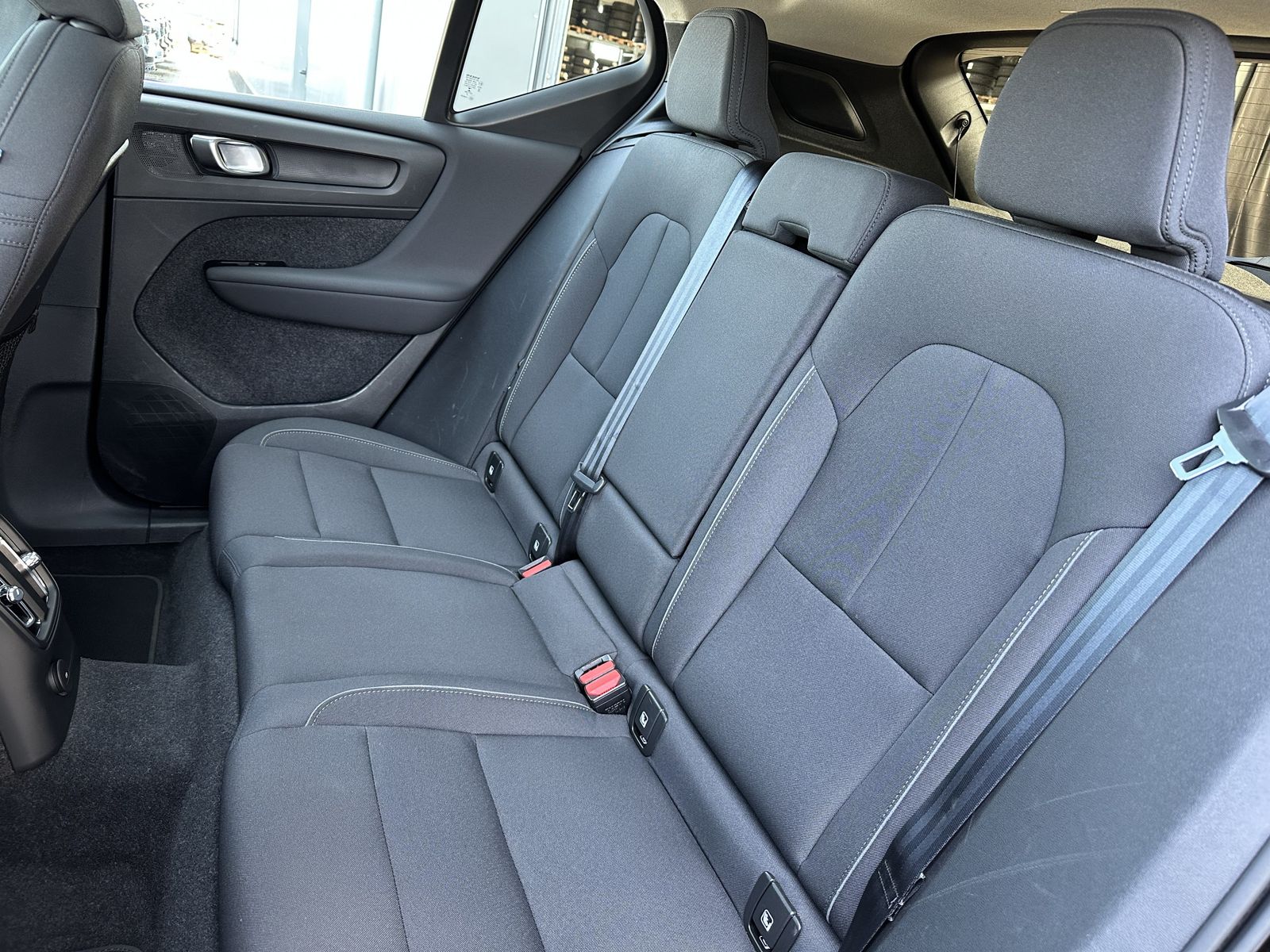 Fahrzeugabbildung Volvo XC40 T4 Recharge DKG Inscription NAV+LED+PANO+VC