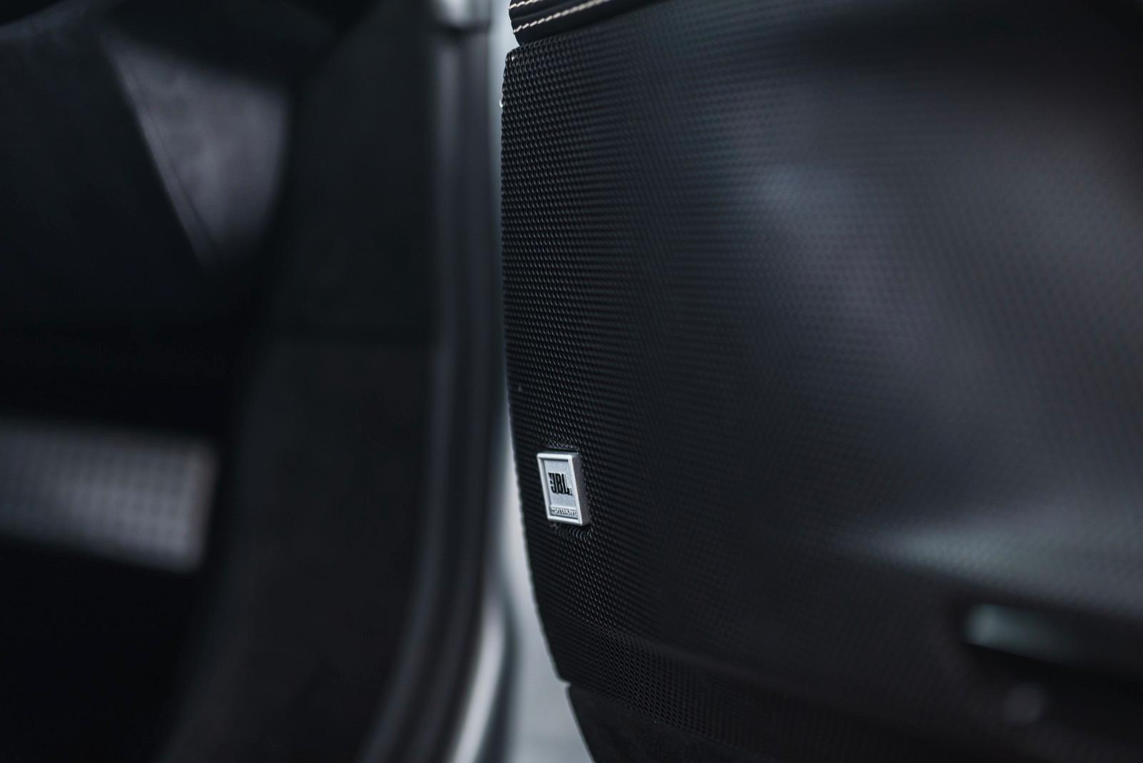 Ferrari SF90 - Garantie, Carbon, Lift, JBL, VAT