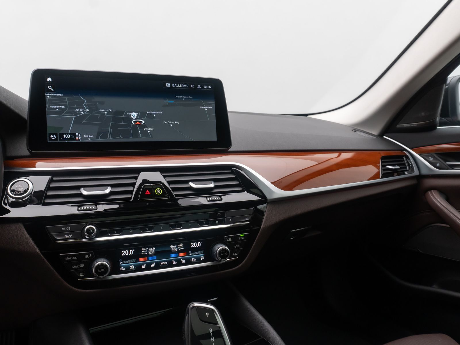Fahrzeugabbildung BMW 540d xD ACC Laser HUD DAB Panorama H/K Belüftung