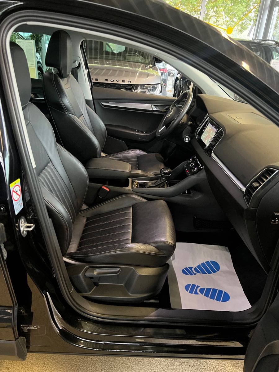 Fahrzeugabbildung SKODA Karoq Style DSG *PANO*SITZHEIZUNG*LEDER*