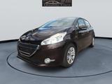 Peugeot 208 Active 1,2 88000km 5 türig - Peugeot 208 in Köln