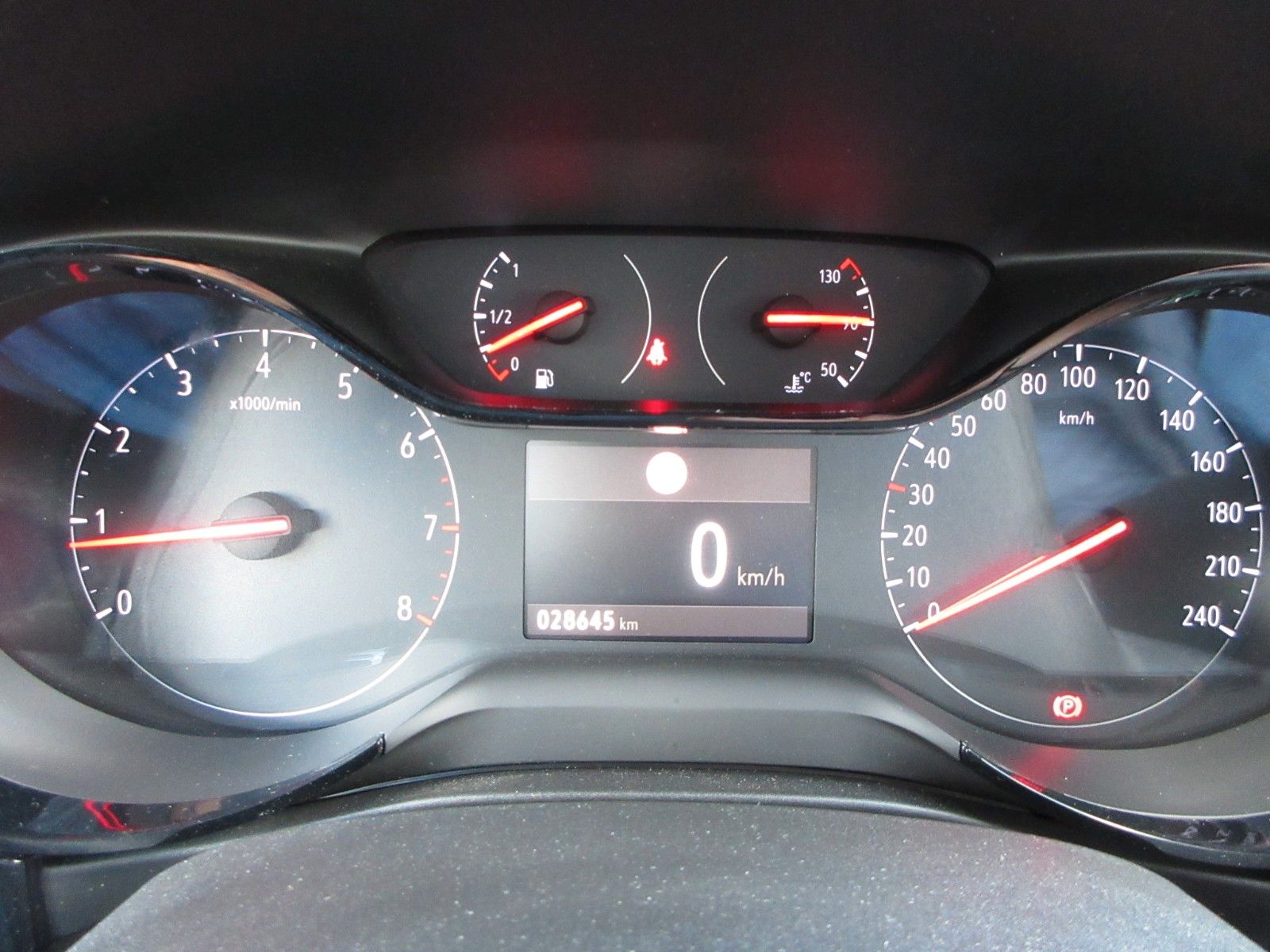 Fahrzeugabbildung Opel Corsa 1.2 T Elegance LED/NAVI/PDC/ALU/TEMPO