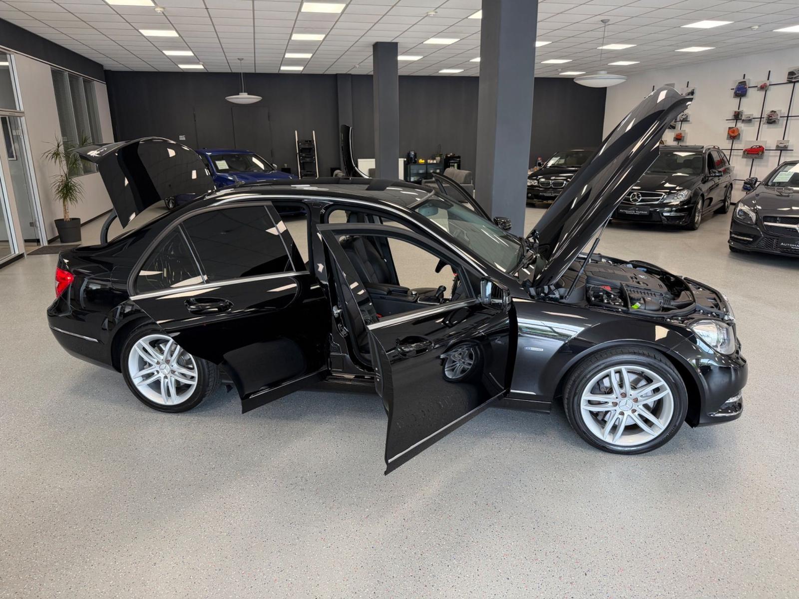 Mercedes-Benz C 350 CGI 4MATIC Avantgarde|Navi|Spurh|HK|Garan.