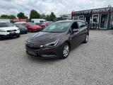 Opel Astra K Sports  Edition Euro 6! KLIMA!94.000 KM! - mit Benzin-Antrieb: Violett, Kombi