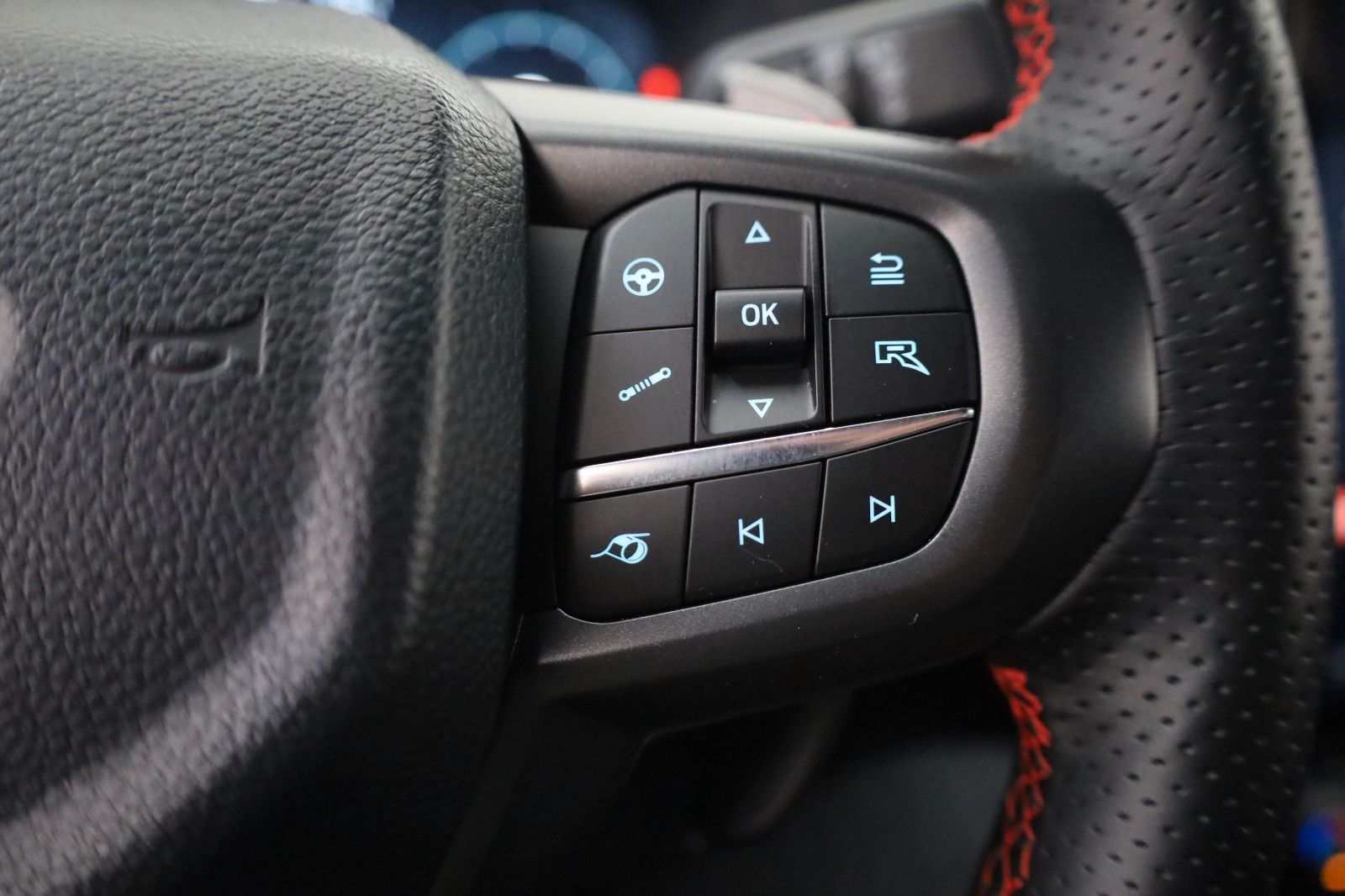 Fahrzeugabbildung Ford Ranger Raptor e-4WD,Raptor-Pak,Techn73,AHK,Rollo