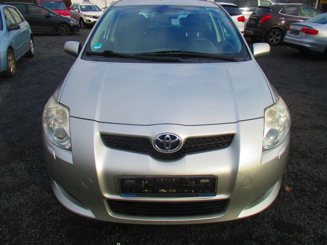 Toyota Auris Executive