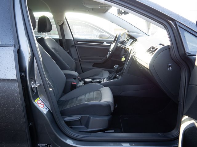 Golf VII 1.5 TSI DSG Highline R-Line LED NAVI AA