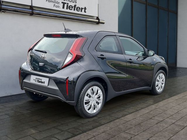 Aygo X Play
