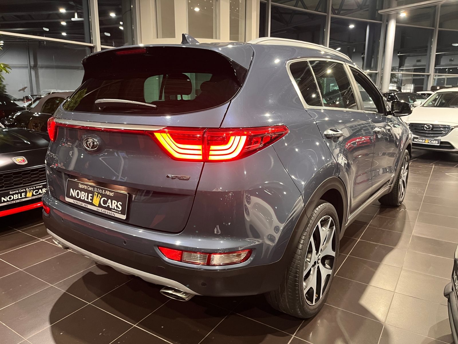 Fahrzeugabbildung Kia Sportage GT-Line 4WD JBL XEN LEDER NAV SHZ