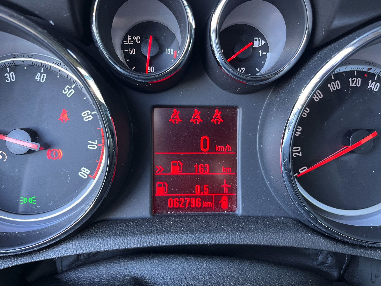 Fahrzeugabbildung Opel Mokka Edition ecoFlex