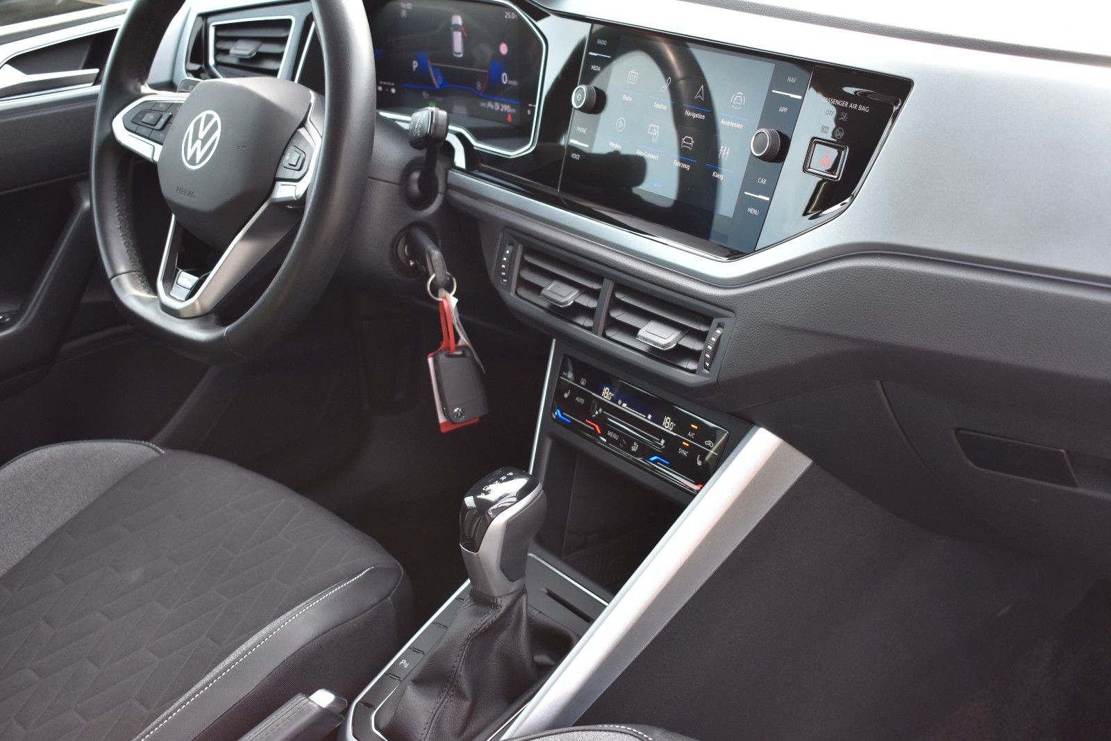 Fahrzeugabbildung Volkswagen Polo VI Goal DSG/ACC/KLIMA/SHZ/CARPLAY/LED/NAVI