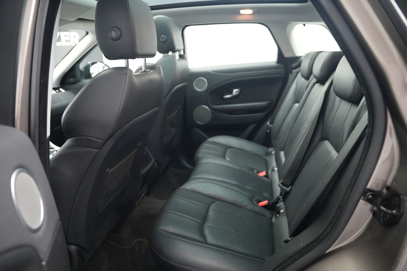 Fahrzeugabbildung Land Rover Range Rover Evoque SE Dynamic *Panorama*Kamera