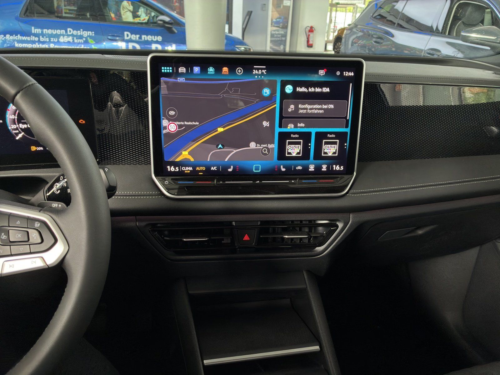 Fahrzeugabbildung Volkswagen Tiguan 2.0 TSI 4Motion W Life 360,AHK,Kamera,LED