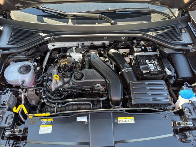T-Roc 1.5 TSI R-Line DSG NAVI AHK ACC FACEL. LED