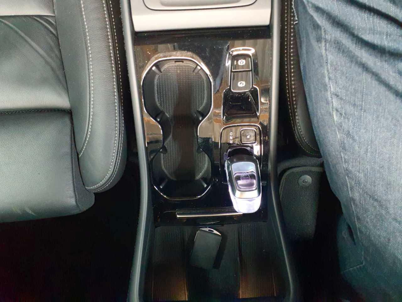Volvo XC40 B5 B AWD Ultimate Bright